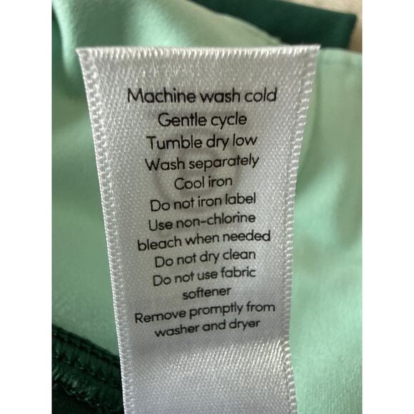 Athleta Elation Asym 7/8 Tight In Powervita Womens Size XS Green EUC - Picture 10 of 10